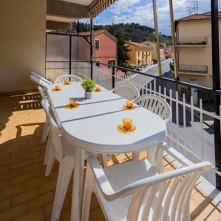 Апартаменты 151 - Casa Sole E Sale Riva Trigoso, 700metri Dal Mare Сестри-Леванте